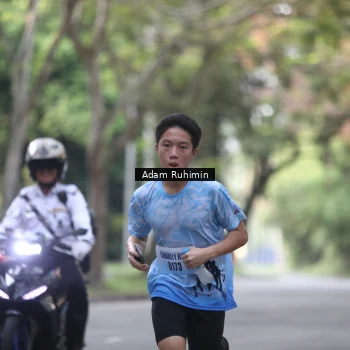 Runner Photo 3184913