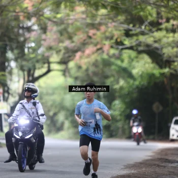 Runner Photo 3184918