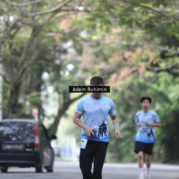 Runner Photo 3185003