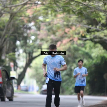 Runner Photo 3185004