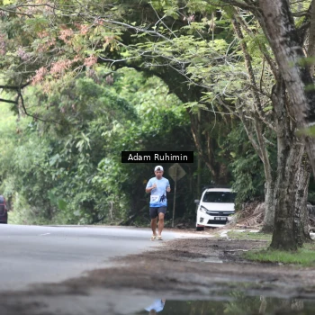 Runner Photo 3185023