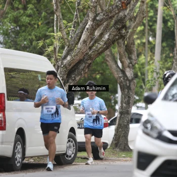 Runner Photo 3185055