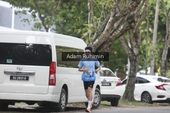 Runner Photo 3185070