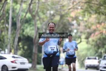 Runner Photo 3185154