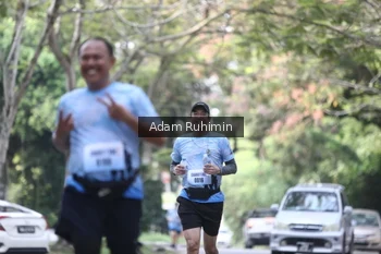 Runner Photo 3185156