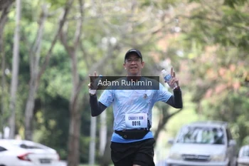 Runner Photo 3185165