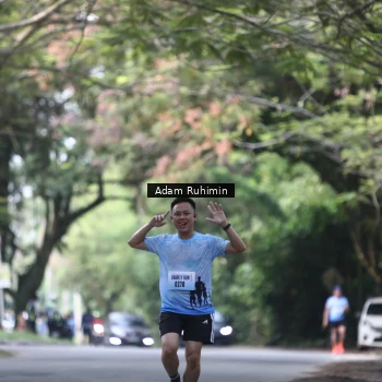Runner Photo 3185242