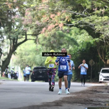 Runner Photo 3185282