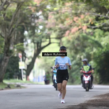 Runner Photo 3185391