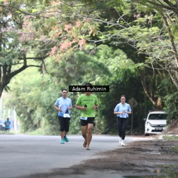 Runner Photo 3185420