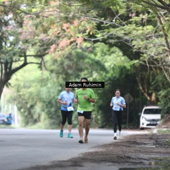 Runner Photo 3185421