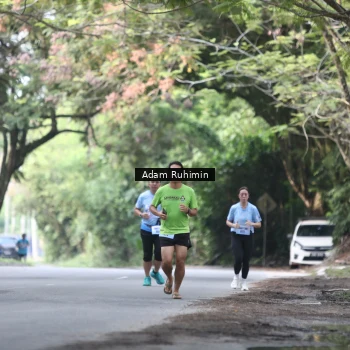 Runner Photo 3185423