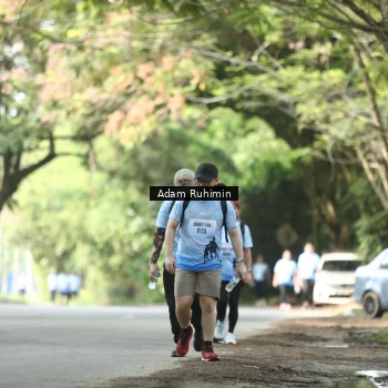 Runner Photo 3186253