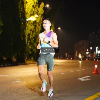 Runner Photo 3186459