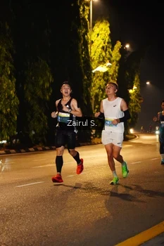 Runner Photo 3186570