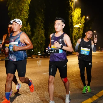 Runner Photo 3186624
