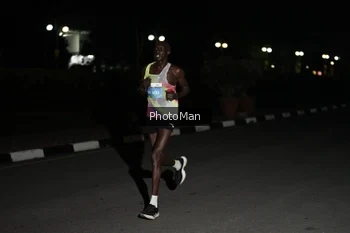 Runner Photo 3187905