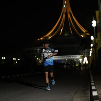 Runner Photo 3188045