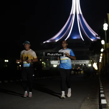 Runner Photo 3188873