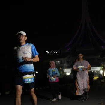 Runner Photo 3188975