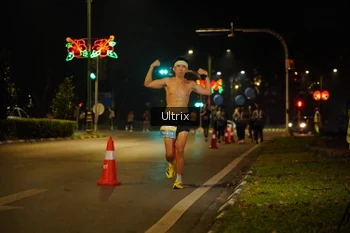 Runner Photo 3190076
