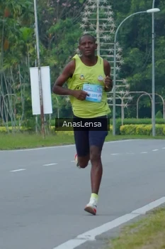 Runner Photo 3191804