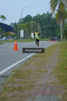 Runner Photo 3191807