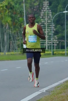 Runner Photo 3191813