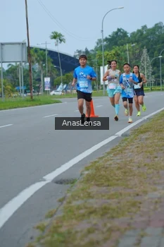 Runner Photo 3192146