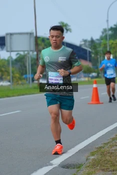Runner Photo 3192149