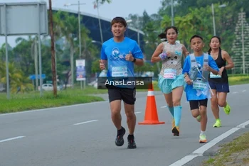Runner Photo 3192153