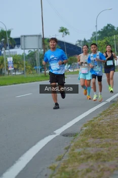 Runner Photo 3192165