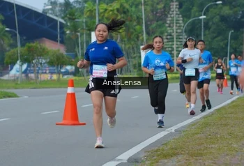 Runner Photo 3192208