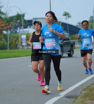 Runner Photo 3192323