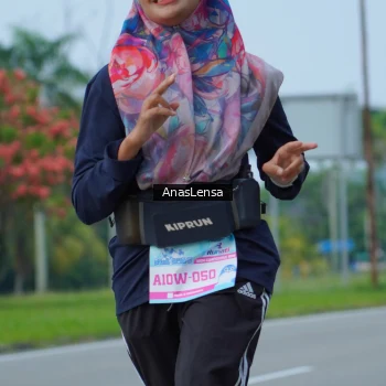 Runner Photo 3192365