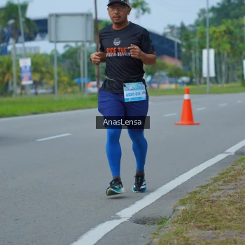 Runner Photo 3192498
