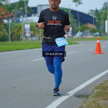 Runner Photo 3192500