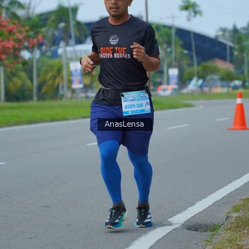 Runner Photo 3192503