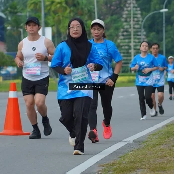 Runner Photo 3192595