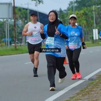 Runner Photo 3192615