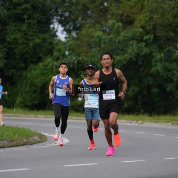 Runner Photo 3192634