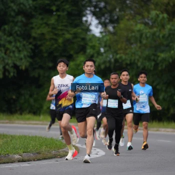 Runner Photo 3192649