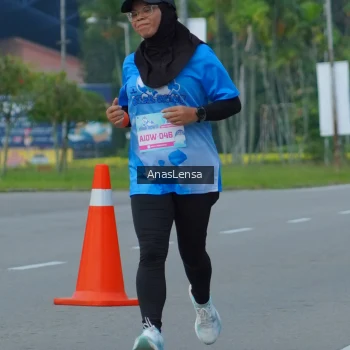 Runner Photo 3192935