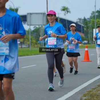Runner Photo 3193704