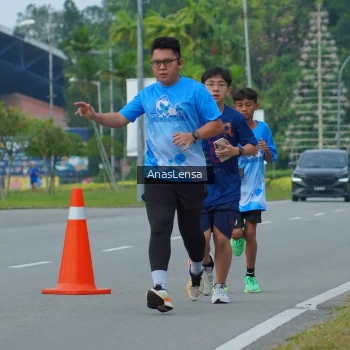 Runner Photo 3194650