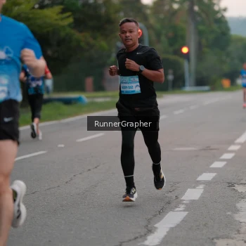 Runner Photo 3195378