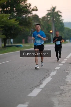 Runner Photo 3195429