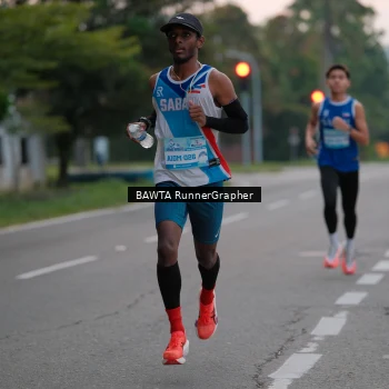 Runner Photo 3195496