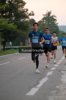 Runner Photo 3195625