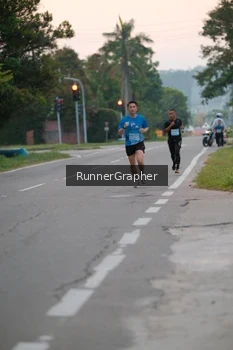 Runner Photo 3195631